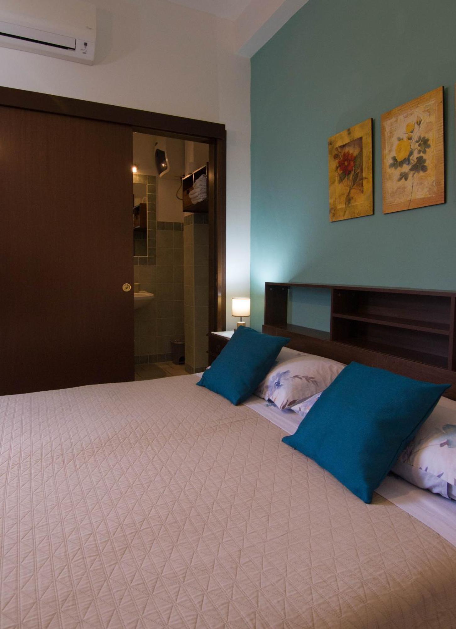 B&B Del Viale Bacu Abis Экстерьер фото
